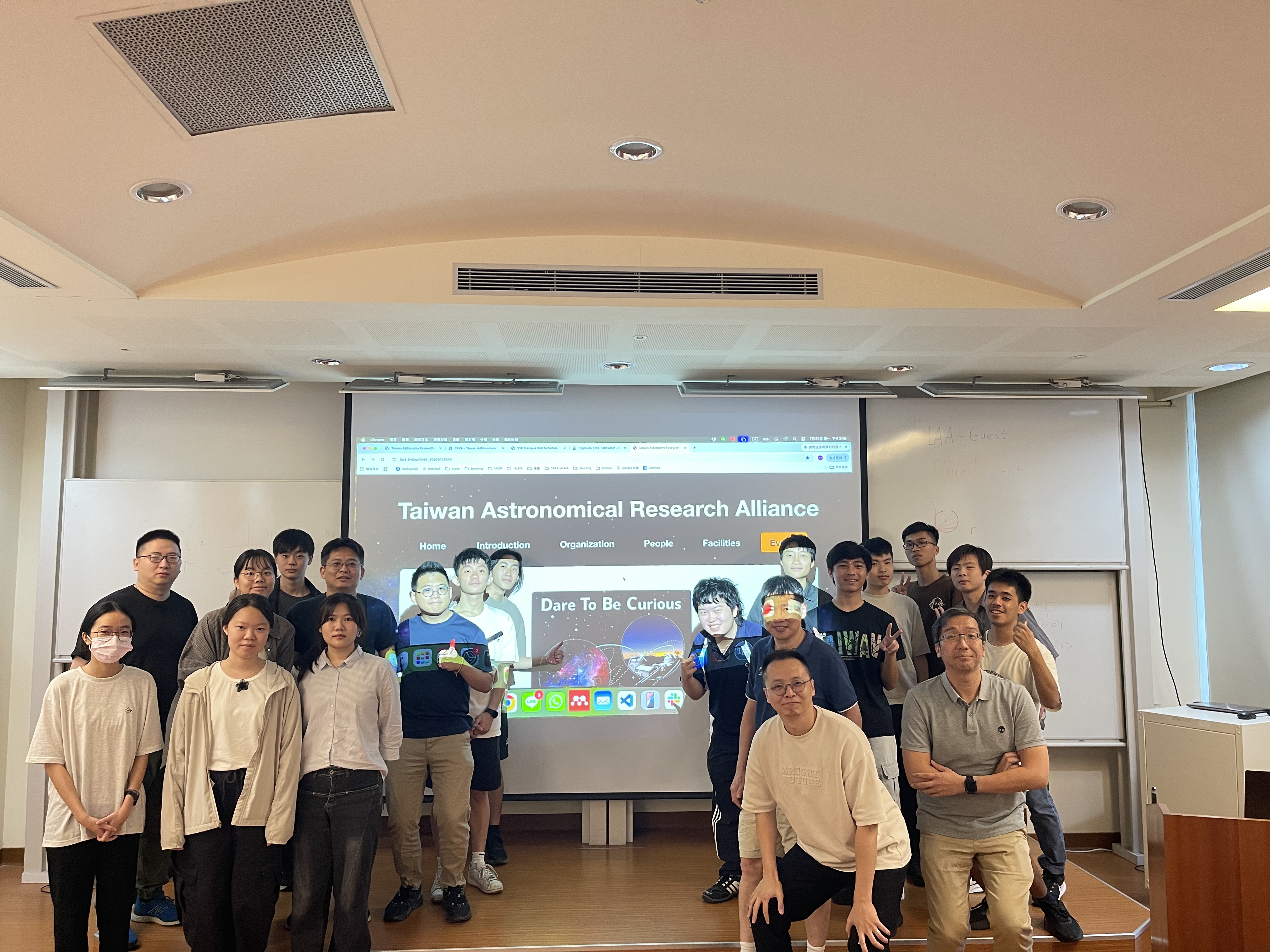 Group photo from the 2026 TARA SSP One-Day Campus Visit