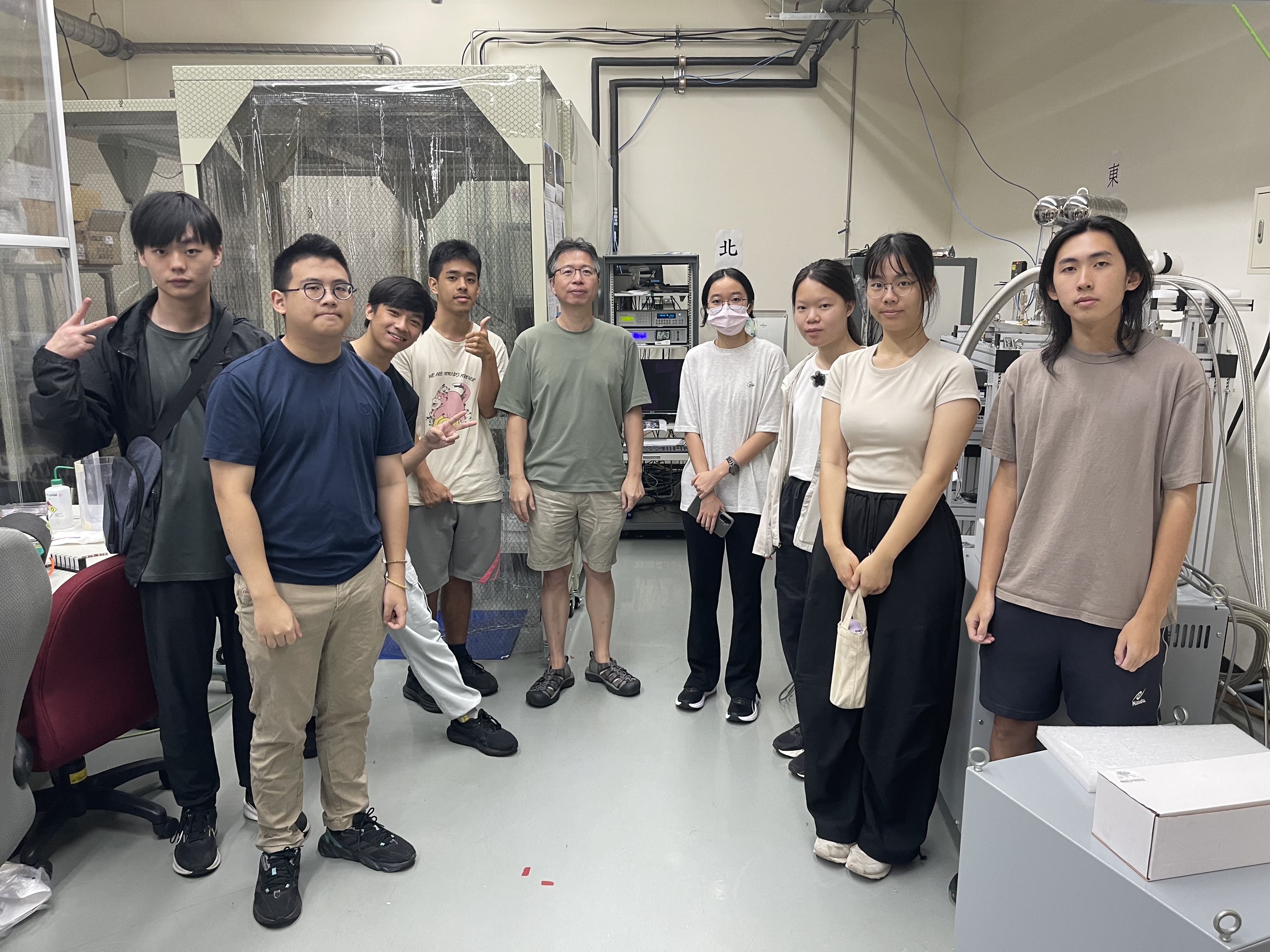 OIR Lab tour during the 2026 TARA SSP One-Day Campus Visit