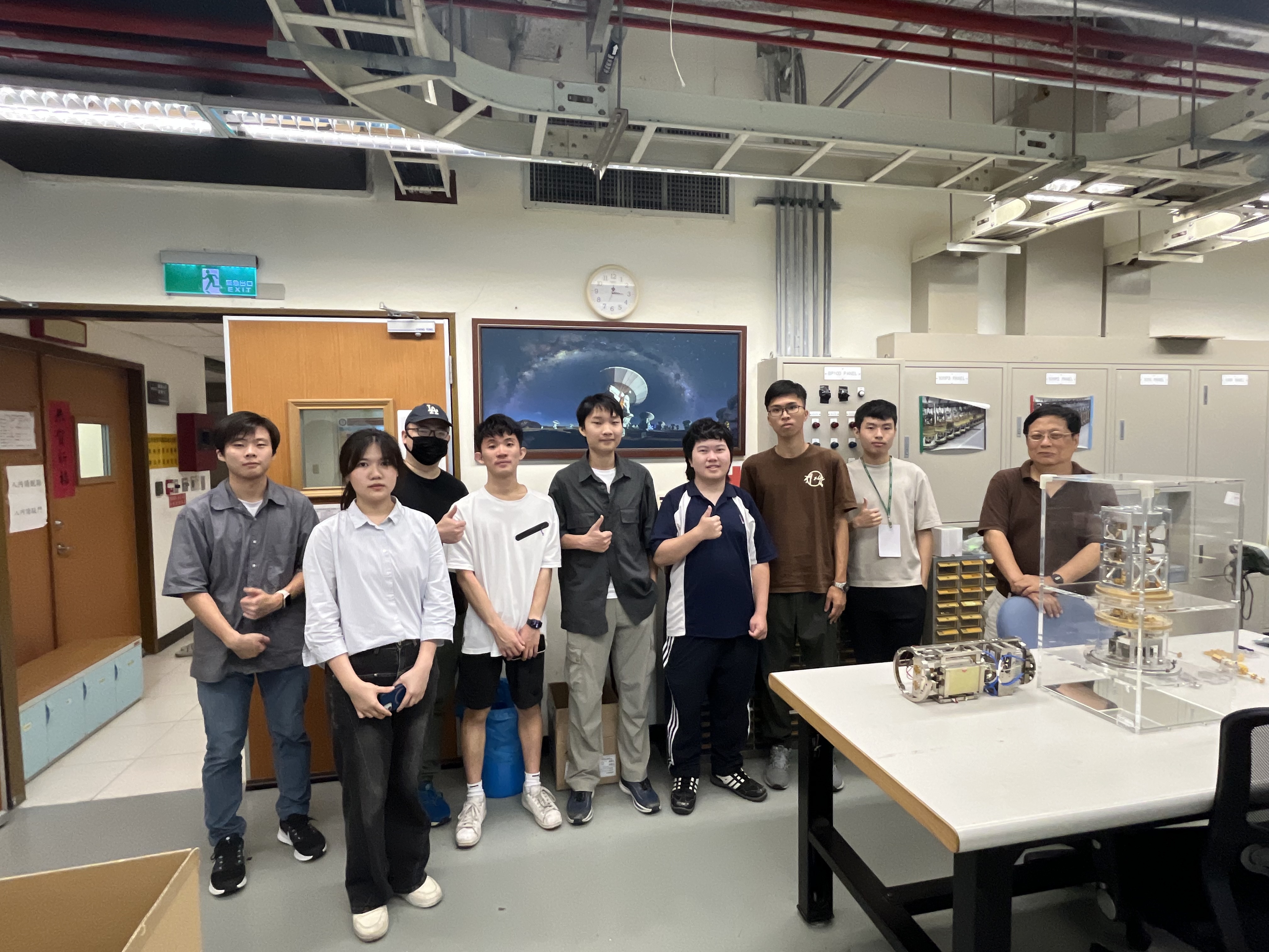 Radio Lab tour during the 2026 TARA SSP One-Day Campus Visit